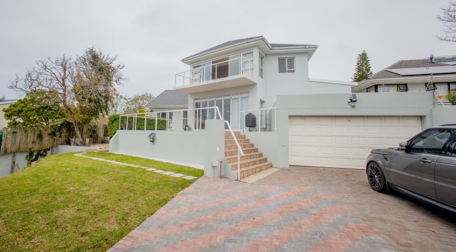5 Bedroom Property for Sale in Nahoon Eastern Cape